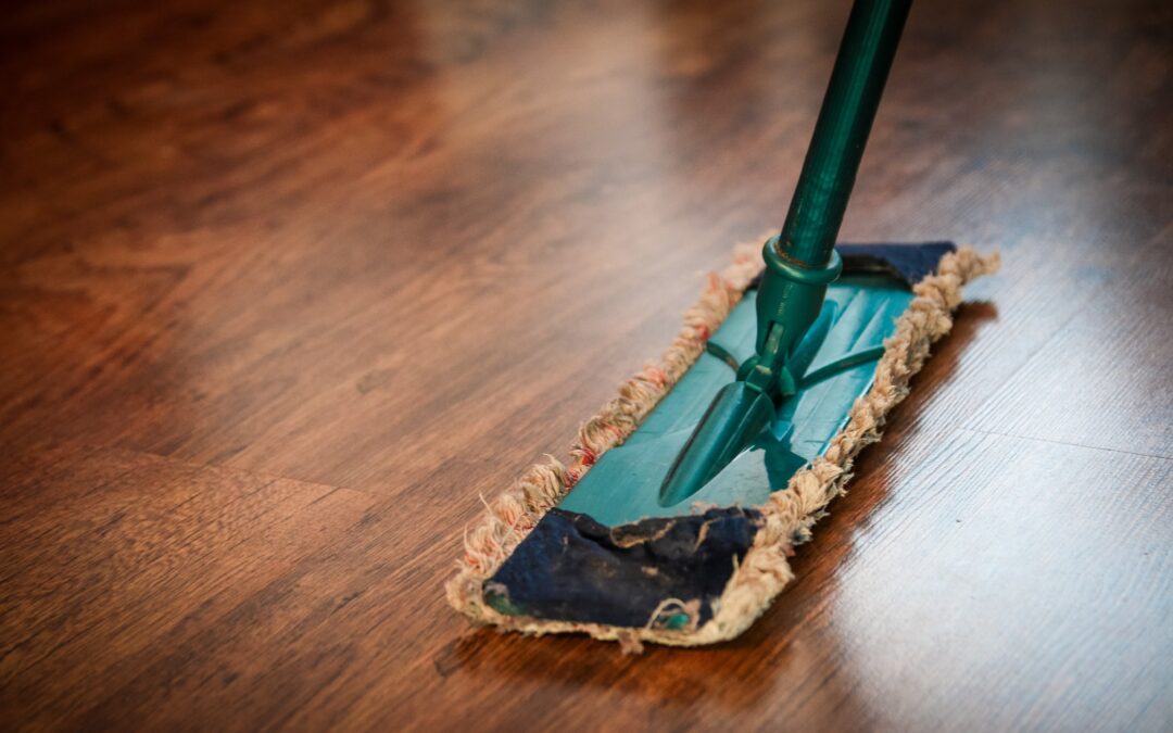 Ultimate Guide: Homemade Wood Floor Cleaner with Vinegar – Effortless Cleaning Solution